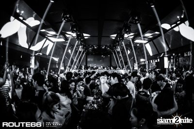 ปาร์ตี้คืนวันศุกร์ ที่ร้าน รูท ซิกตี้ซิกคลับ อาร์ซีเอ — photo 66
