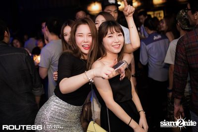 ปาร์ตี้คืนวันศุกร์ ที่ร้าน รูท ซิกตี้ซิกคลับ อาร์ซีเอ — photo 89