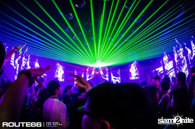 ปาร์ตี้คืนวันศุกร์ ที่ร้าน รูท ซิกตี้ซิกคลับ อาร์ซีเอ — photo 97