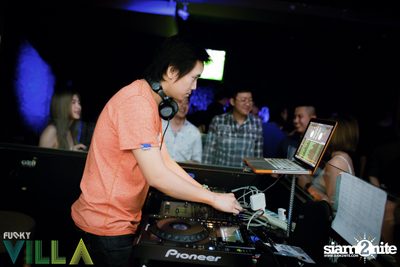 Saturday Night at Funky Villa, Thonglor Arena 10 — photo 39