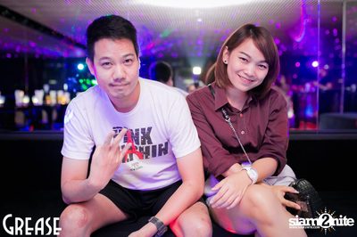 Saturday Night at Grease Bangkok, Sukhumvit Soi 49 — photo 4