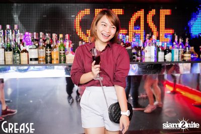 Saturday Night at Grease Bangkok, Sukhumvit Soi 49 — photo 19