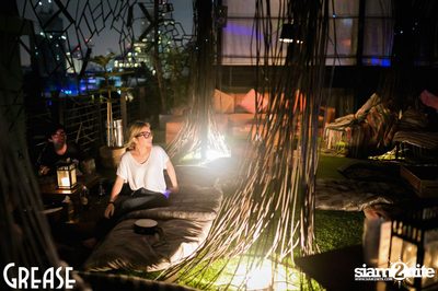Saturday Night at Grease Bangkok, Sukhumvit Soi 49 — photo 34