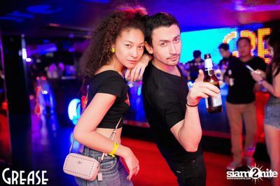 Saturday Night at Grease Bangkok, Sukhumvit Soi 49 — photo 38