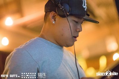 Seenspace Invasion ที่ร้าน Clouds, Fat'R Gut'z และ BREW Beers & Ciders — photo 2