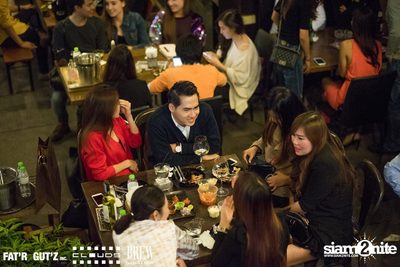 Seenspace Invasion ที่ร้าน Clouds, Fat'R Gut'z และ BREW Beers & Ciders — photo 4