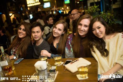 Seenspace Invasion ที่ร้าน Clouds, Fat'R Gut'z และ BREW Beers & Ciders — photo 19