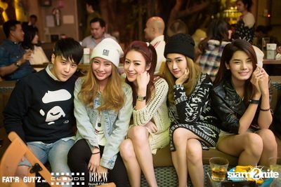 Seenspace Invasion ที่ร้าน Clouds, Fat'R Gut'z และ BREW Beers & Ciders — photo 20
