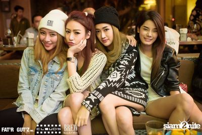 Seenspace Invasion ที่ร้าน Clouds, Fat'R Gut'z และ BREW Beers & Ciders — photo 21