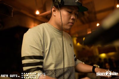 Seenspace Invasion ที่ร้าน Clouds, Fat'R Gut'z และ BREW Beers & Ciders — photo 34