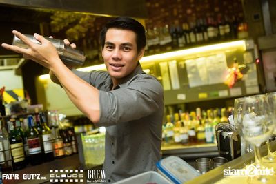 Seenspace Invasion ที่ร้าน Clouds, Fat'R Gut'z และ BREW Beers & Ciders — photo 56