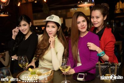 Seenspace Invasion ที่ร้าน Clouds, Fat'R Gut'z และ BREW Beers & Ciders — photo 63