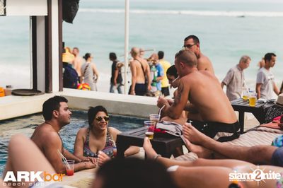 Australia Day กับ Brooke Evers ที่ อาร์ค บาร์ บีช คลับ — photo 8