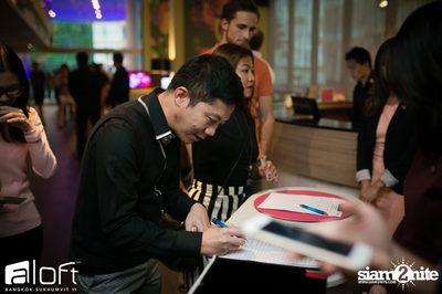 Re-veal W XYZ ที่ อลอฟท์ แบงค็อก, สุขุมวิท 11 — photo 46
