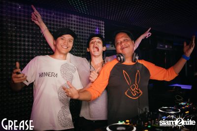 Friday Night at Grease Bangkok, Sukhumvit Soi 49 — photo 40