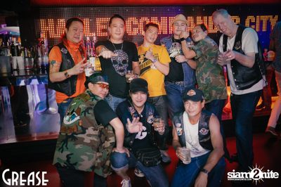 Friday Night at Grease Bangkok, Sukhumvit Soi 49 — photo 46