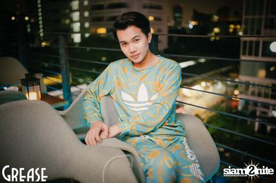 Friday Night at Grease Bangkok, Sukhumvit Soi 49 — photo 69