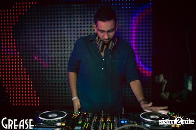 Friday Night at Grease Bangkok, Sukhumvit Soi 49 — photo 84