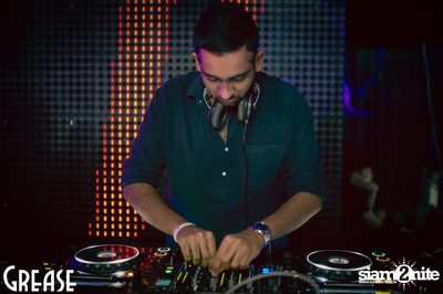 Friday Night at Grease Bangkok, Sukhumvit Soi 49 — photo 86