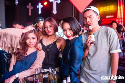 Trasher : The Mother Worship Madonna Party ที่ สตูดิโอ ไลฟ์ ฮอลล์ — photo 7
