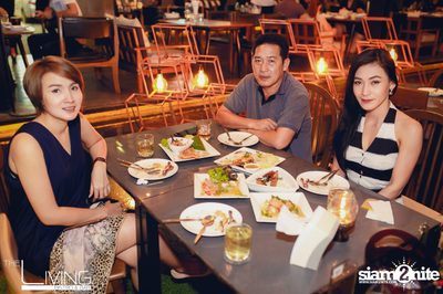 Atom & Polycat Live at The Living Bistro & Bar, Pattaya — photo 19