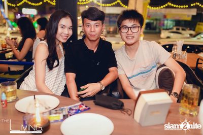 Atom & Polycat Live at The Living Bistro & Bar, Pattaya — photo 29