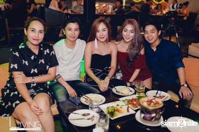 Atom & Polycat Live at The Living Bistro & Bar, Pattaya — photo 33