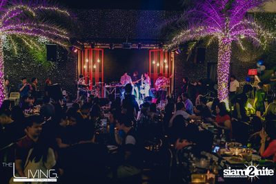 Atom & Polycat Live at The Living Bistro & Bar, Pattaya — photo 103