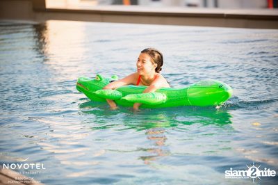 Neon EDM Pool Party at BAR9, Novotel Bangkok Platinum — photo 26