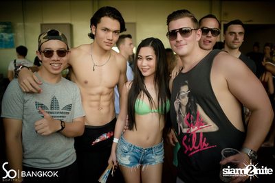 SO POOL PARTY ที่ เดอะ วอเตอร์ คลับ, โรงแรม โซฟิเทล โซ — photo 18