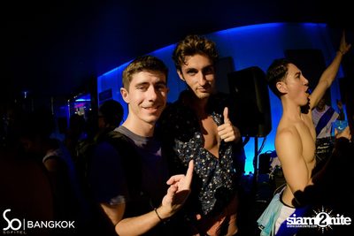 SO POOL PARTY ที่ เดอะ วอเตอร์ คลับ, โรงแรม โซฟิเทล โซ — photo 97