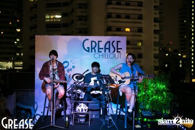 Saturday Night at Grease Bangkok, Sukhumvit Soi 49 — photo 7