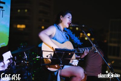 Saturday Night at Grease Bangkok, Sukhumvit Soi 49 — photo 11
