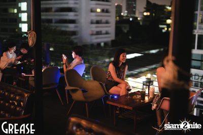 Saturday Night at Grease Bangkok, Sukhumvit Soi 49 — photo 24