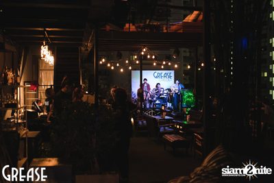 Saturday Night at Grease Bangkok, Sukhumvit Soi 49 — photo 28