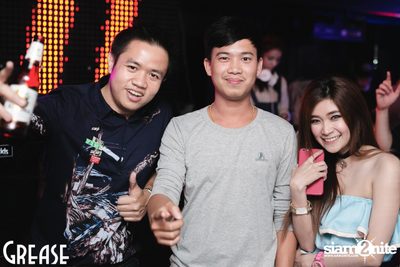 Saturday Night at Grease Bangkok, Sukhumvit Soi 49 — photo 32