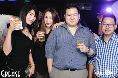 Saturday Night at Grease Bangkok, Sukhumvit Soi 49 — photo 41
