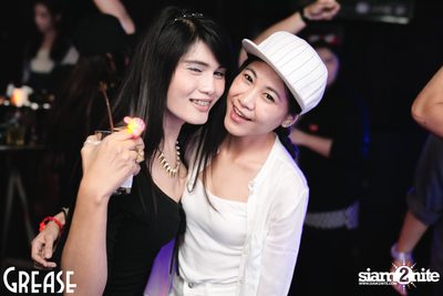 Saturday Night at Grease Bangkok, Sukhumvit Soi 49 — photo 47