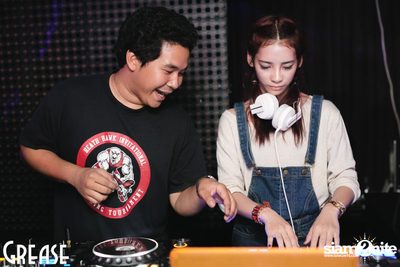Saturday Night at Grease Bangkok, Sukhumvit Soi 49 — photo 56