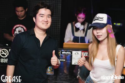 Saturday Night at Grease Bangkok, Sukhumvit Soi 49 — photo 57