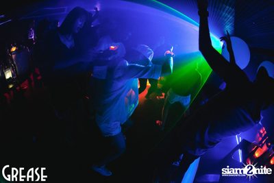 Saturday Night at Grease Bangkok, Sukhumvit Soi 49 — photo 68