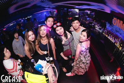 Saturday Night at Grease Bangkok, Sukhumvit Soi 49 — photo 77