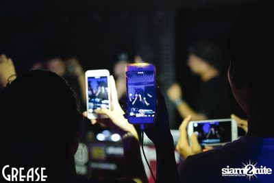Saturday Night at Grease Bangkok, Sukhumvit Soi 49 — photo 87