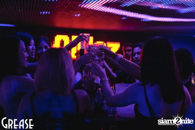Saturday Night at Grease Bangkok, Sukhumvit Soi 49 — photo 97