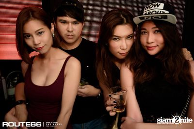ปาร์ตี้คืนวันเสาร์ ที่ร้าน รูท ซิกตี้ซิก คลับ อาร์ซีเอ — photo 51