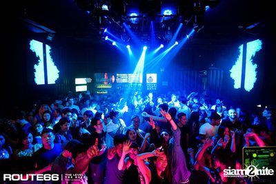 ปาร์ตี้คืนวันเสาร์ ที่ร้าน รูท ซิกตี้ซิก คลับ อาร์ซีเอ — photo 55