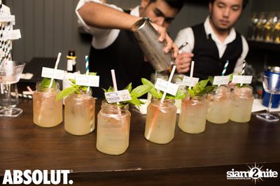 Cleo x Absolut pres. ‎La Femme Party‬ at Le Café des Stagiaires — photo 60