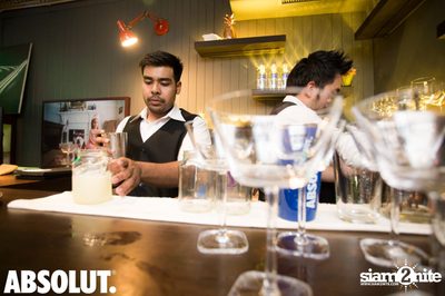 Cleo x Absolut pres. ‎La Femme Party‬ at Le Café des Stagiaires — photo 63
