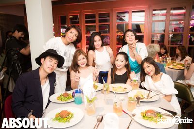 Cleo x Absolut pres. ‎La Femme Party‬ at Le Café des Stagiaires — photo 76