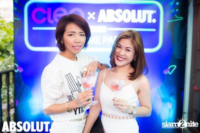 Cleo x Absolut pres. ‎La Femme Party‬ at Le Café des Stagiaires — photo 133